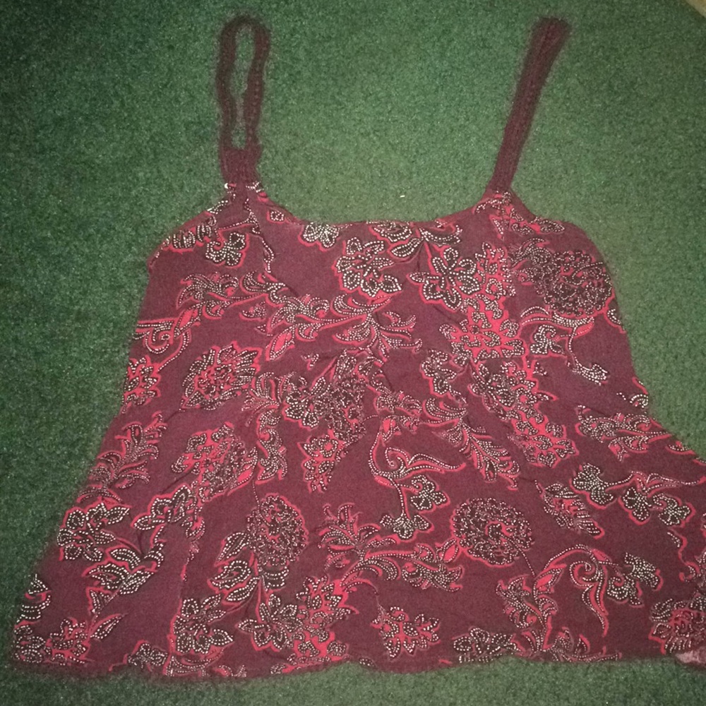 Maroon tanktop
